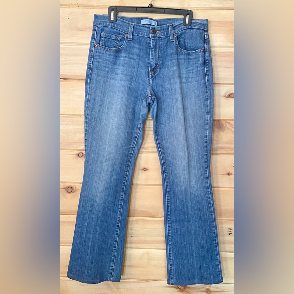 Levi’s 515 Bootcut Women’s Denim Blue Jeans Y2K Classic Western Type Jeans